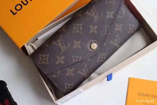 Firstbag SARAH VUITTON LOUIS WALLET 0609